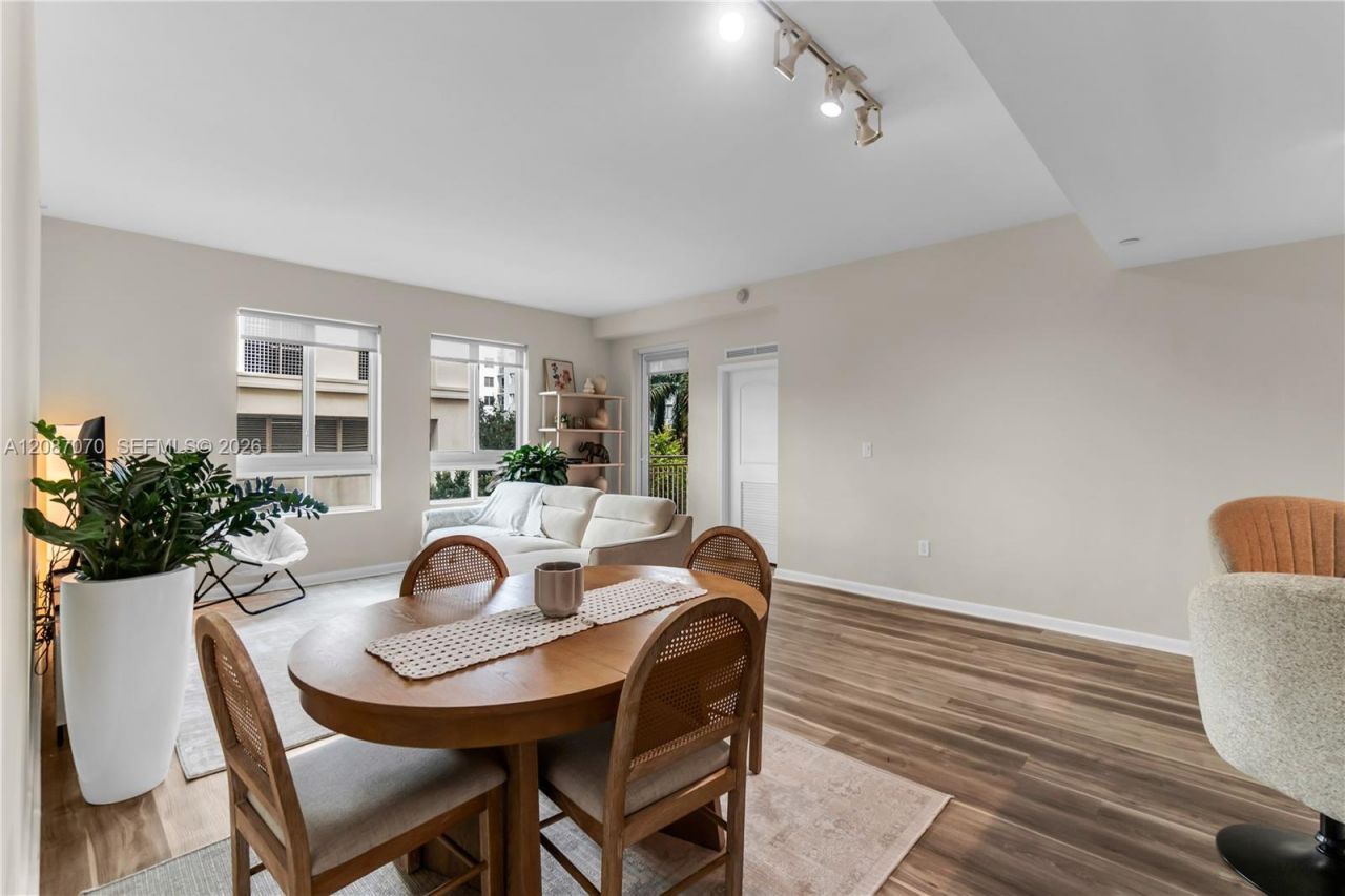 7350 SW 89th St, Unit 312S, Miami, FL 33156 Photo