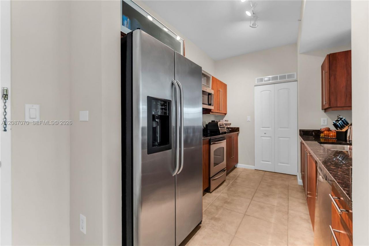 7350 SW 89th St, Unit 312S, Miami, FL 33156 Photo