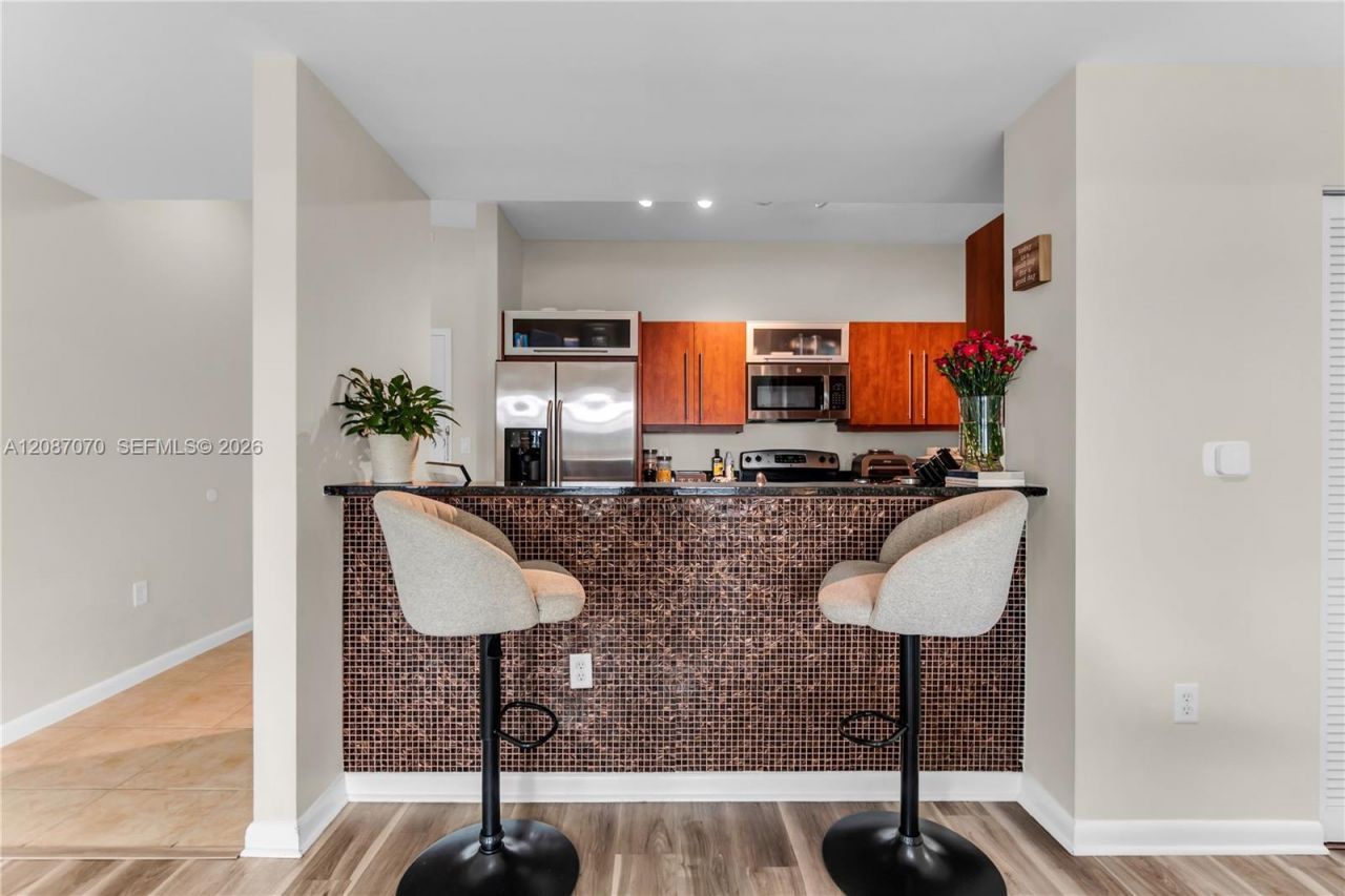 7350 SW 89th St, Unit 312S, Miami, FL 33156 Photo