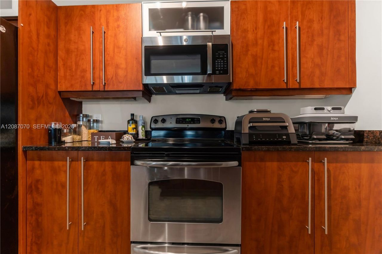 7350 SW 89th St, Unit 312S, Miami, FL 33156 Photo