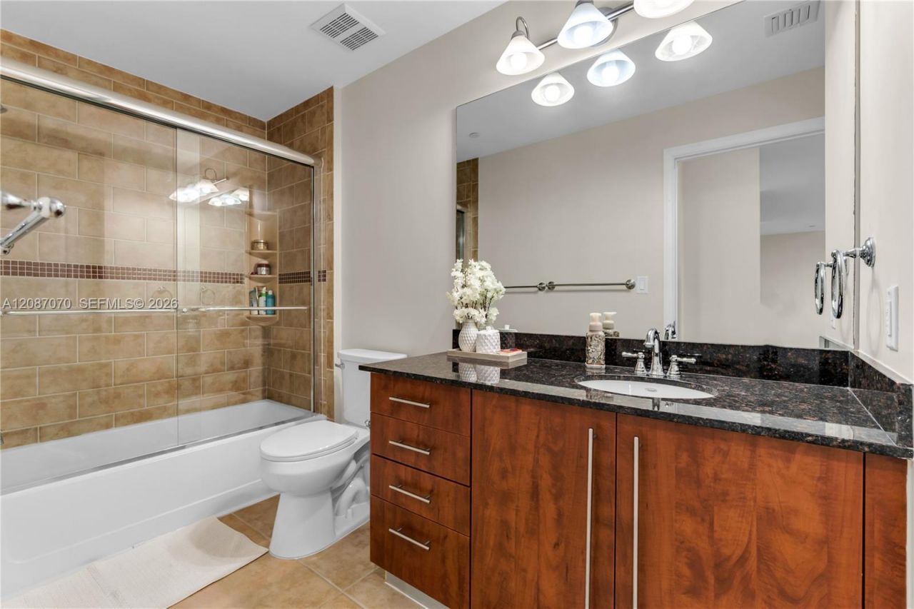 7350 SW 89th St, Unit 312S, Miami, FL 33156 Photo