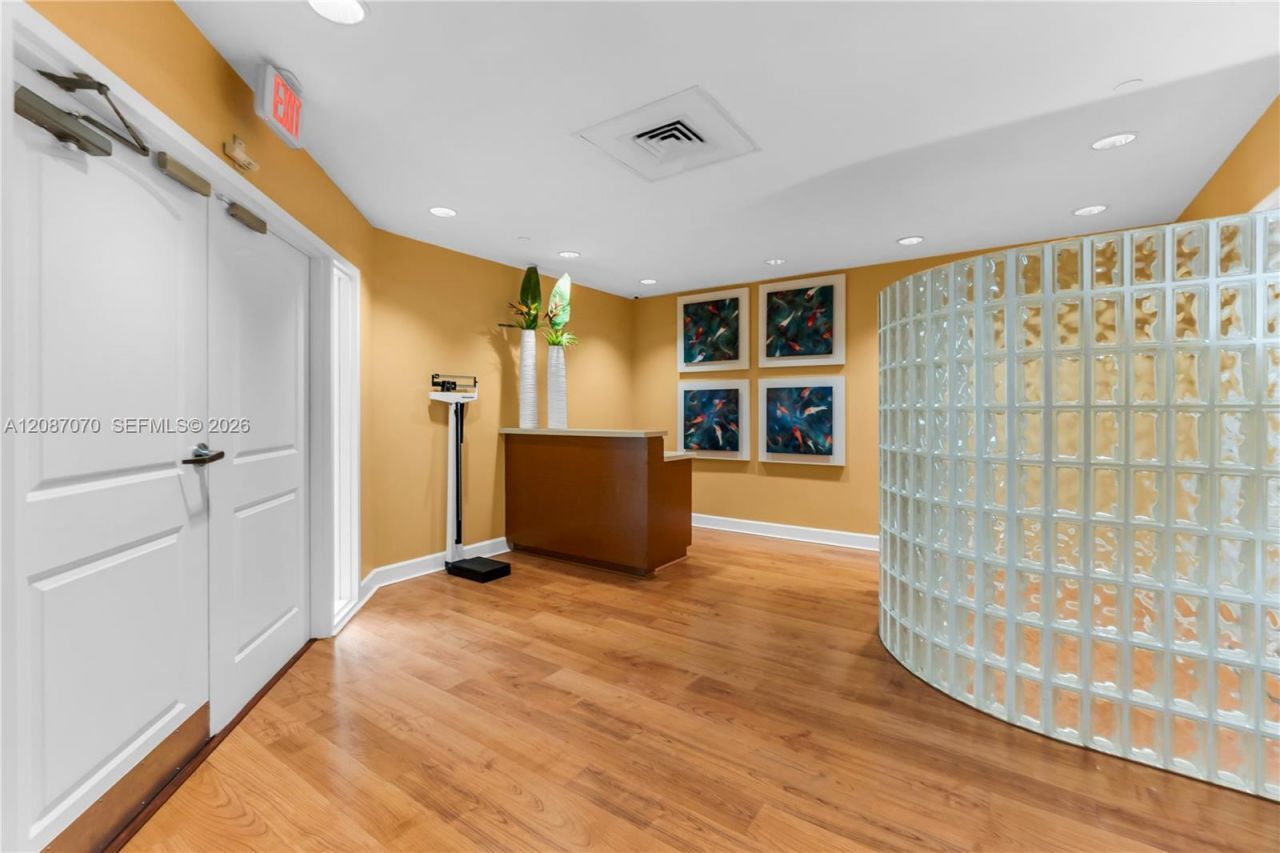 7350 SW 89th St, Unit 312S, Miami, FL 33156 Photo