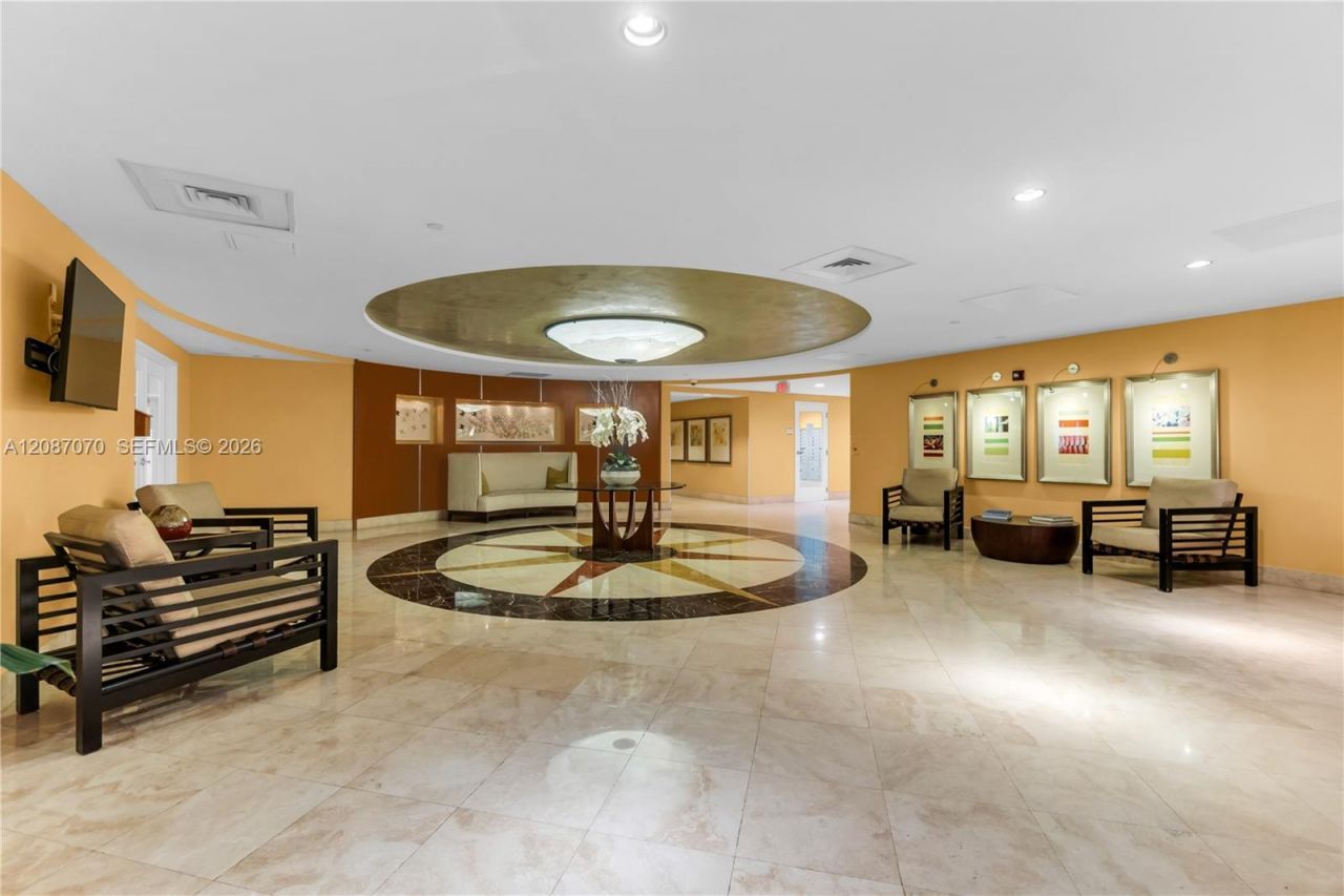 7350 SW 89th St, Unit 312S, Miami, FL 33156 Photo