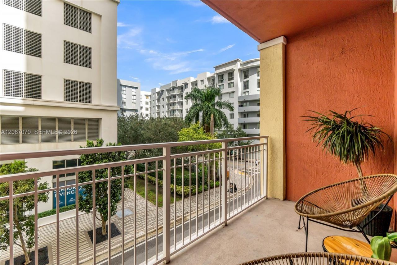 7350 SW 89th St, Unit 312S, Miami, FL 33156 Photo