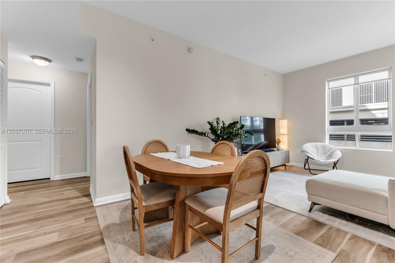 7350 SW 89th St, Unit 312S, Miami, FL 33156 Photo
