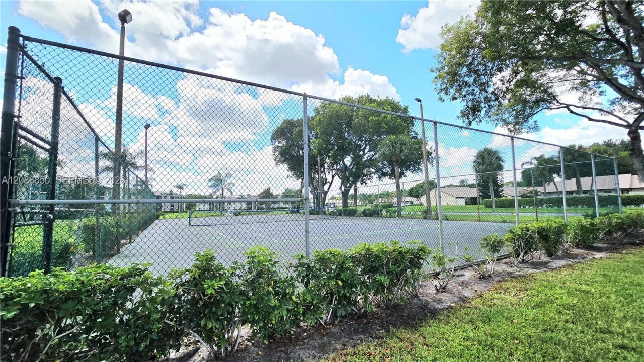 1117 Green Pine Blvd, Unit G1, West Palm Beach, FL 33409 Photo
