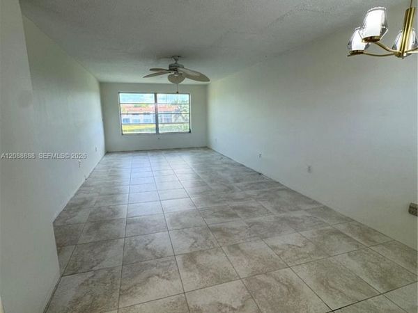 2940 NE 203rd St , Unit 213 C, Aventura, FL 33180