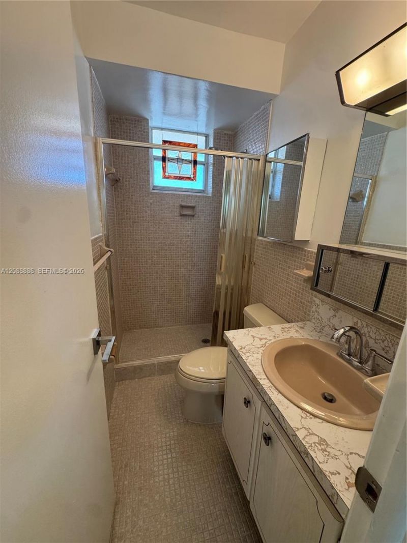 2940 NE 203rd St, Unit 213 C, Aventura, FL 33180 Photo