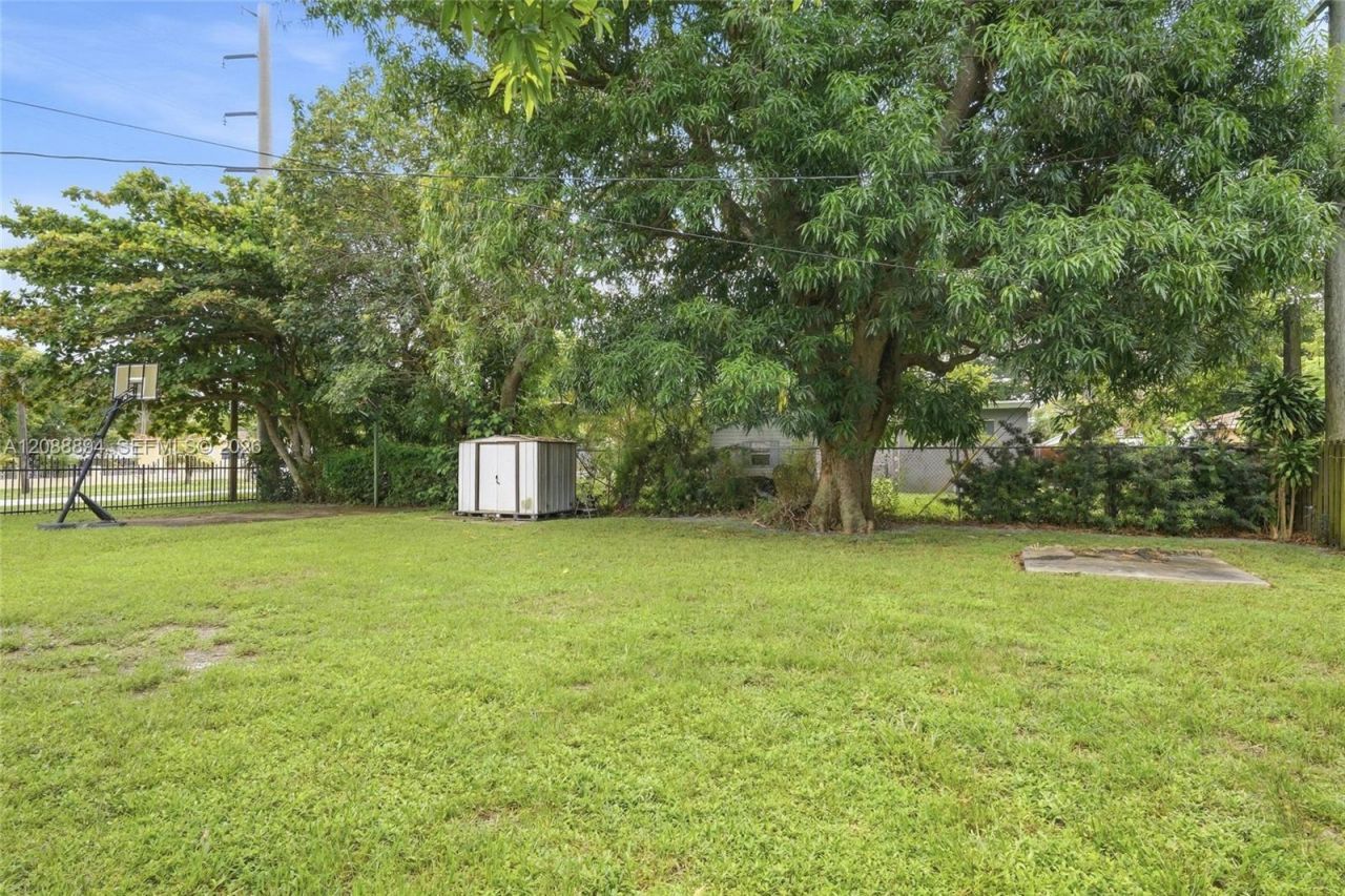 500 NW 124th St, Unit 500, North Miami, FL 33168 Photo