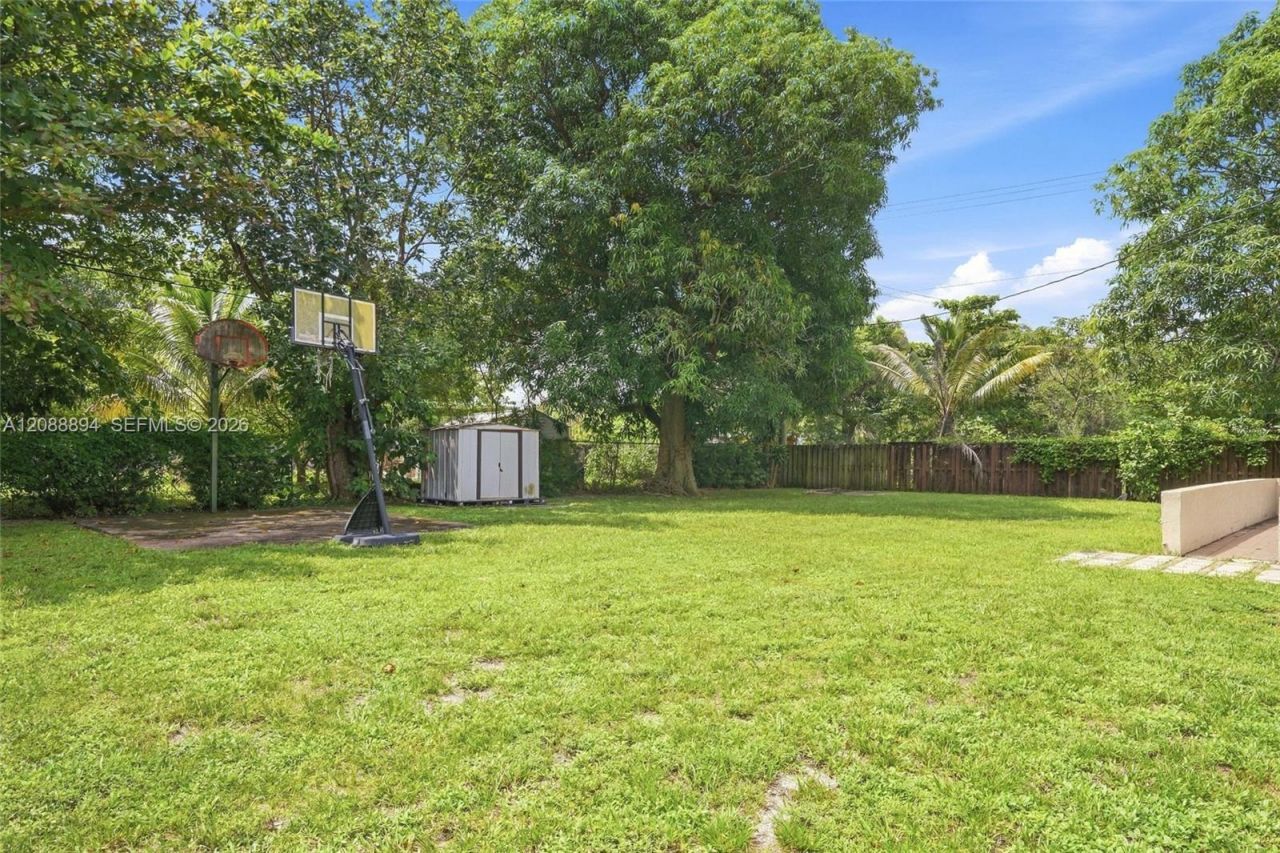 500 NW 124th St, Unit 500, North Miami, FL 33168 Photo