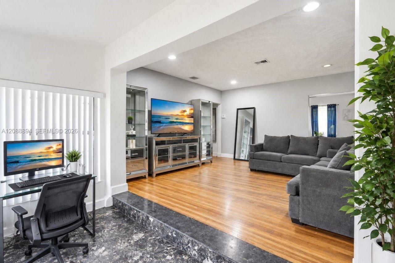 500 NW 124th St, Unit 500, North Miami, FL 33168 Photo