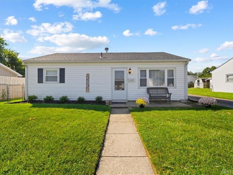 838 Donora Drive, Vandalia, OH 45377 Photo 2