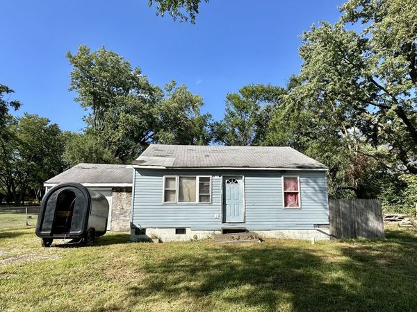425 W Bruce Road , Lockport, IL 60441