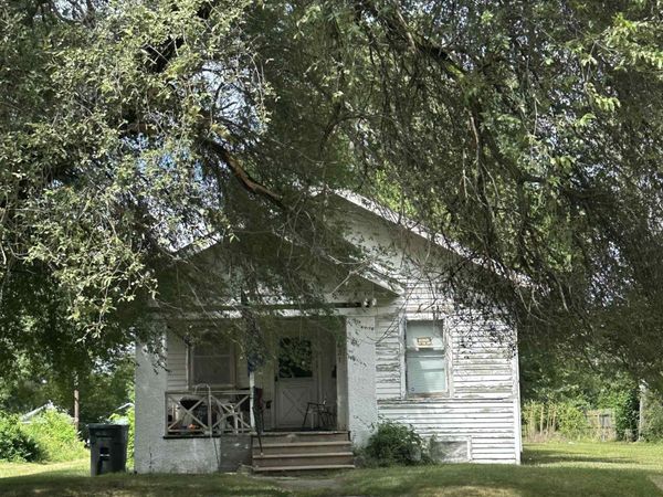 621 E Dayton Street, South Bend, IN 46613