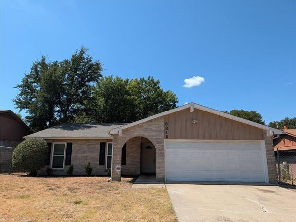 6816 Westglen Drive, Fort Worth, TX 76133