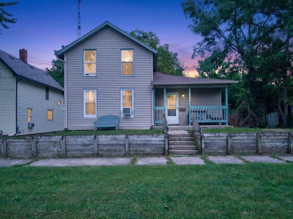 741 Kennedy Street, Jackson, MI 49202