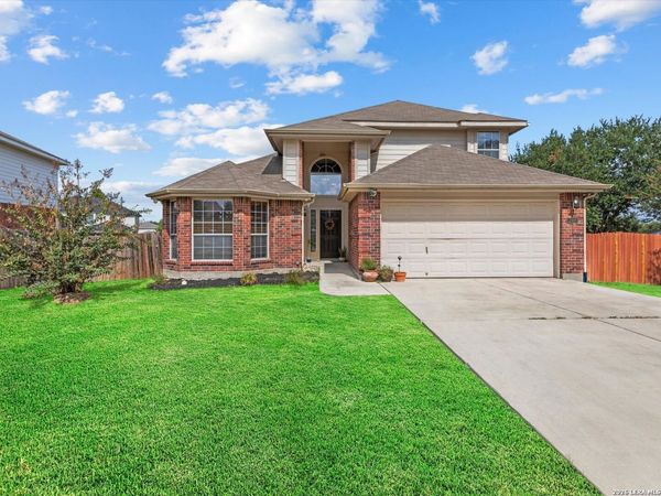 2449 Harris, New Braunfels, TX 78130