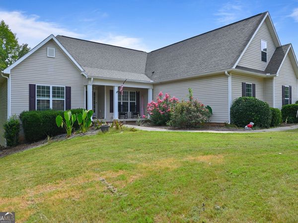 42 Meadows Lane, Senoia, GA 30276