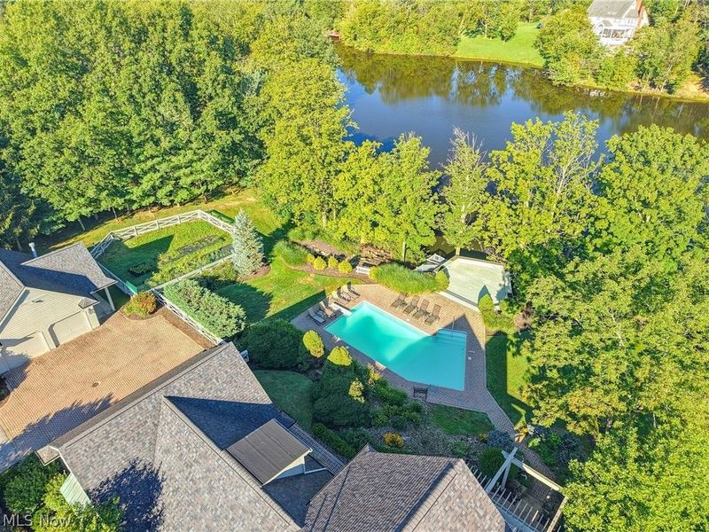 5600 Liberty Road , Chagrin Falls, OH 44022 Photo 3