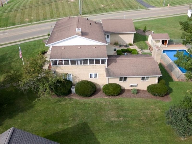 965 N Broadway Street, New Philadelphia, OH 44663 Photo 35
