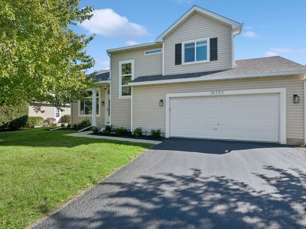 36253 N Bridlewood Avenue, Gurnee, IL 60031