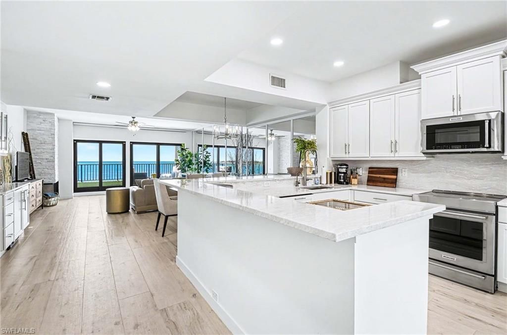 632 La Peninsula Blvd, Unit 632, Naples, FL 34113 Photo
