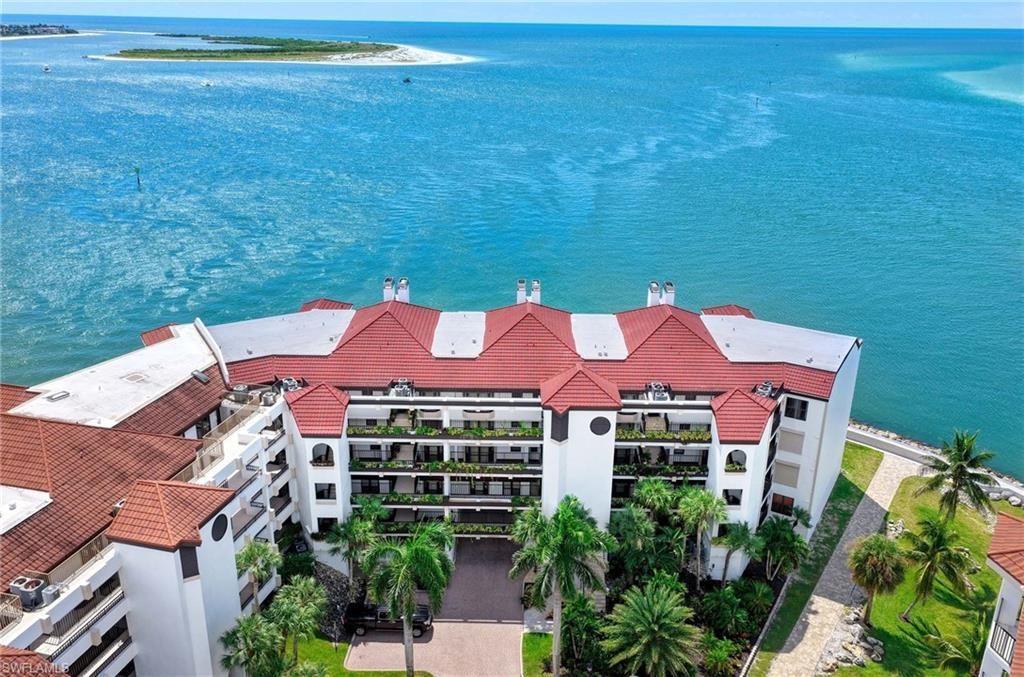 632 La Peninsula Blvd, Unit 632, Naples, FL 34113 Photo