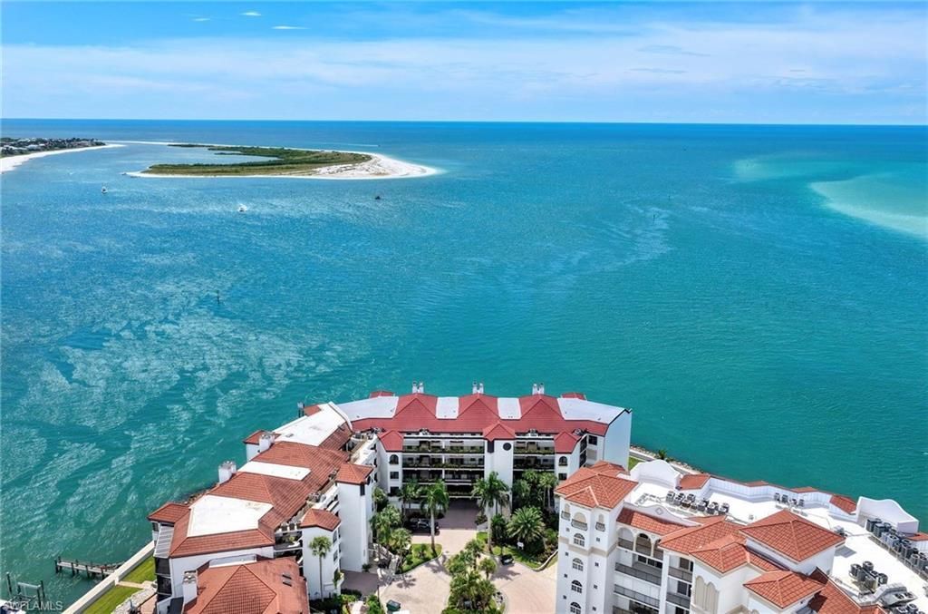 632 La Peninsula Blvd, Unit 632, Naples, FL 34113 Photo