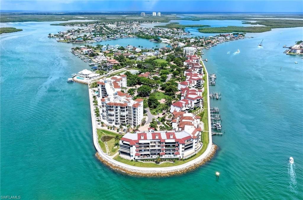 632 La Peninsula Blvd, Unit 632, Naples, FL 34113 Photo