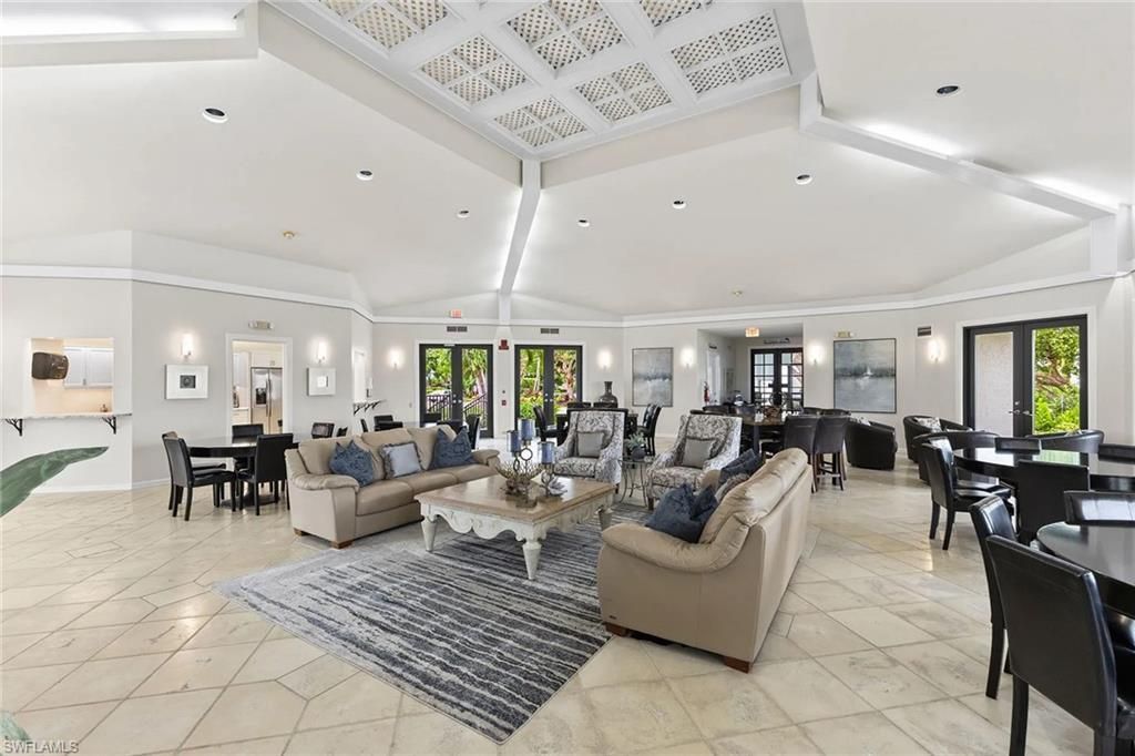 632 La Peninsula Blvd, Unit 632, Naples, FL 34113 Photo