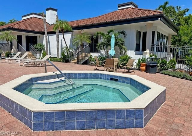 632 La Peninsula Blvd, Unit 632, Naples, FL 34113 Photo