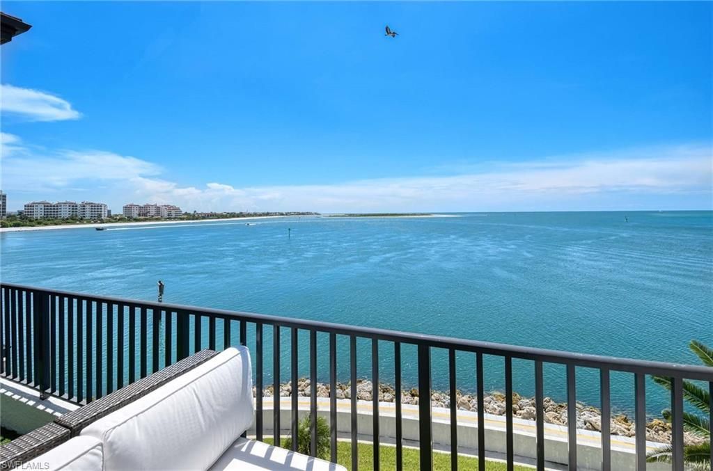 632 La Peninsula Blvd, Unit 632, Naples, FL 34113 Photo