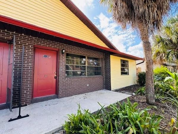 5454 DECATUR STREET, ORLANDO, FL 32807