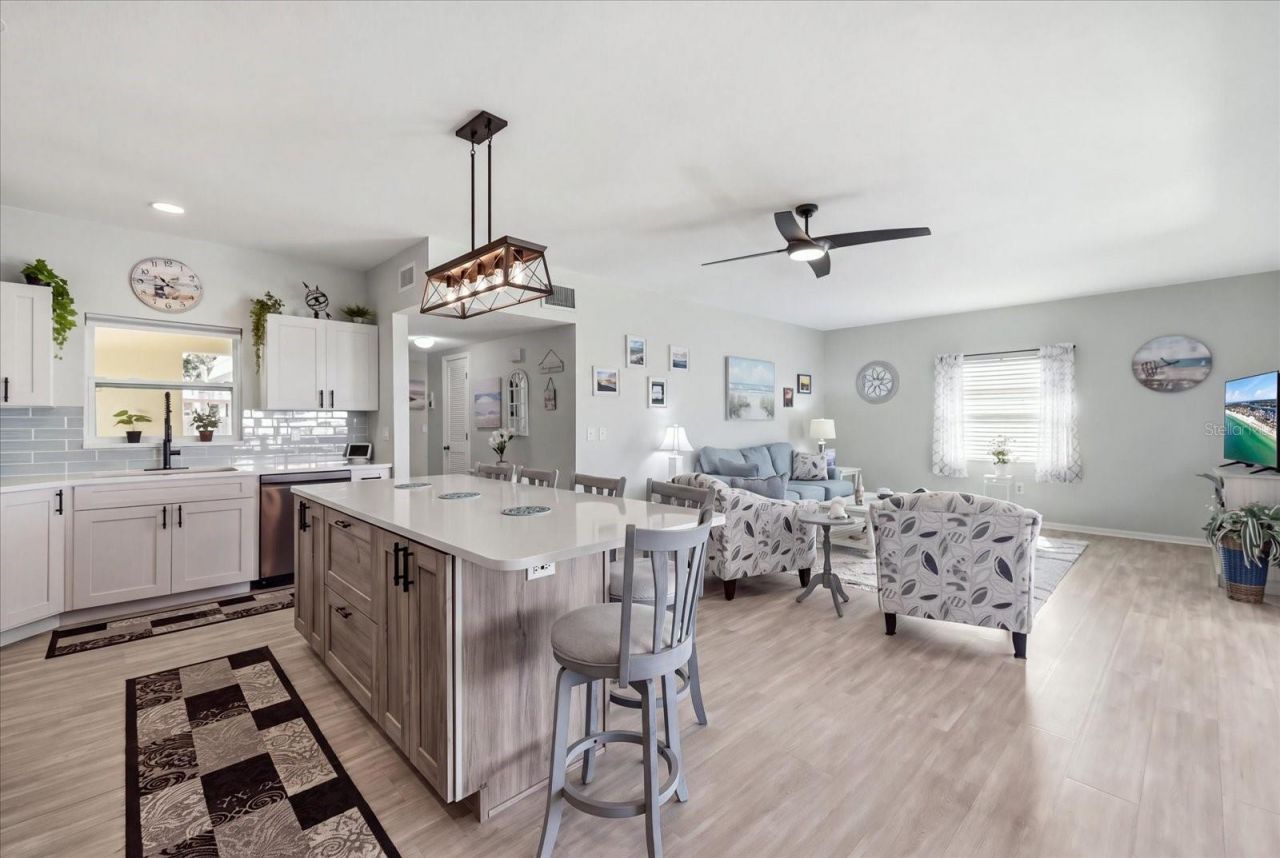 5826 Driftwood Place, Sarasota, FL 34231 Photo