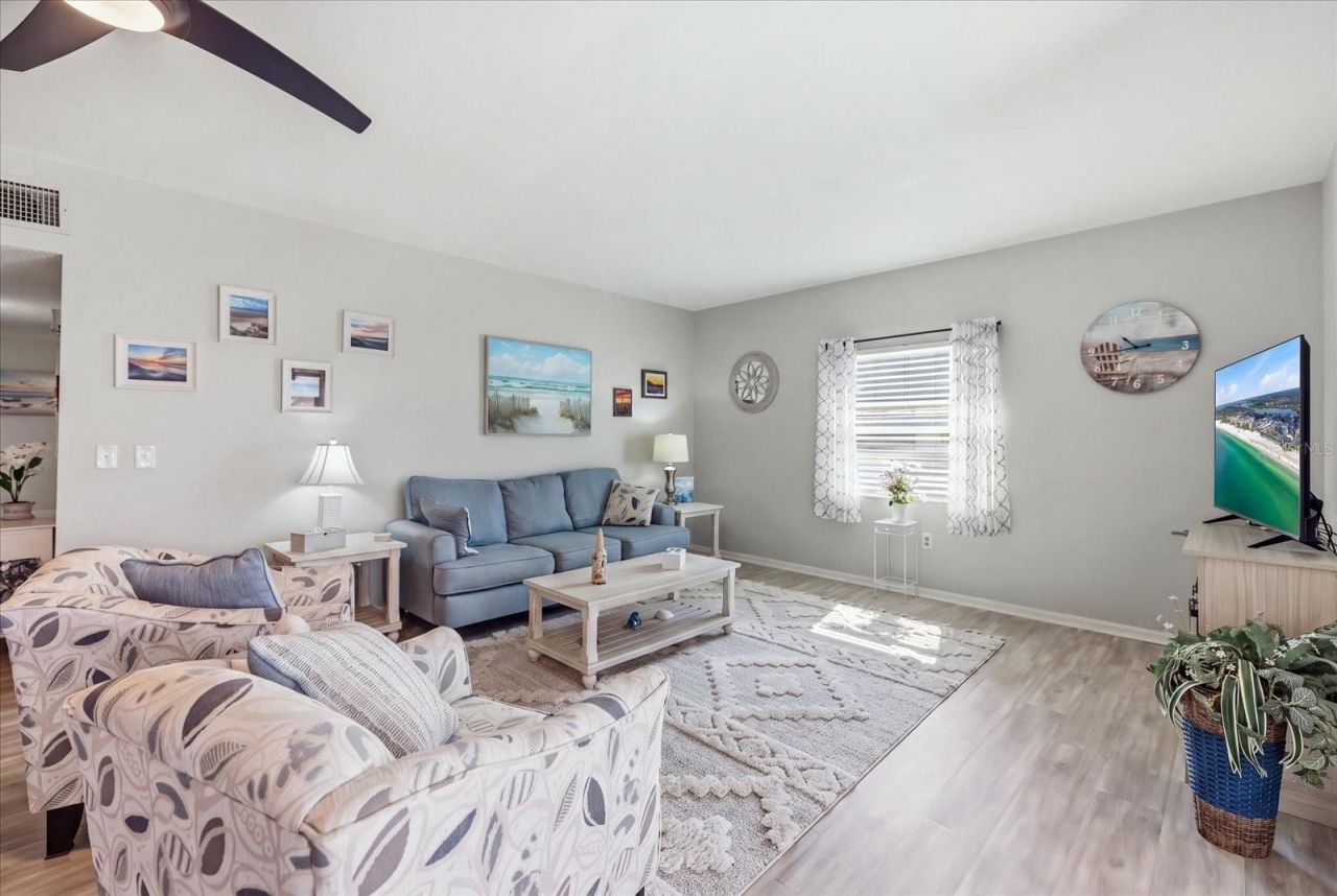 5826 Driftwood Place, Sarasota, FL 34231 Photo