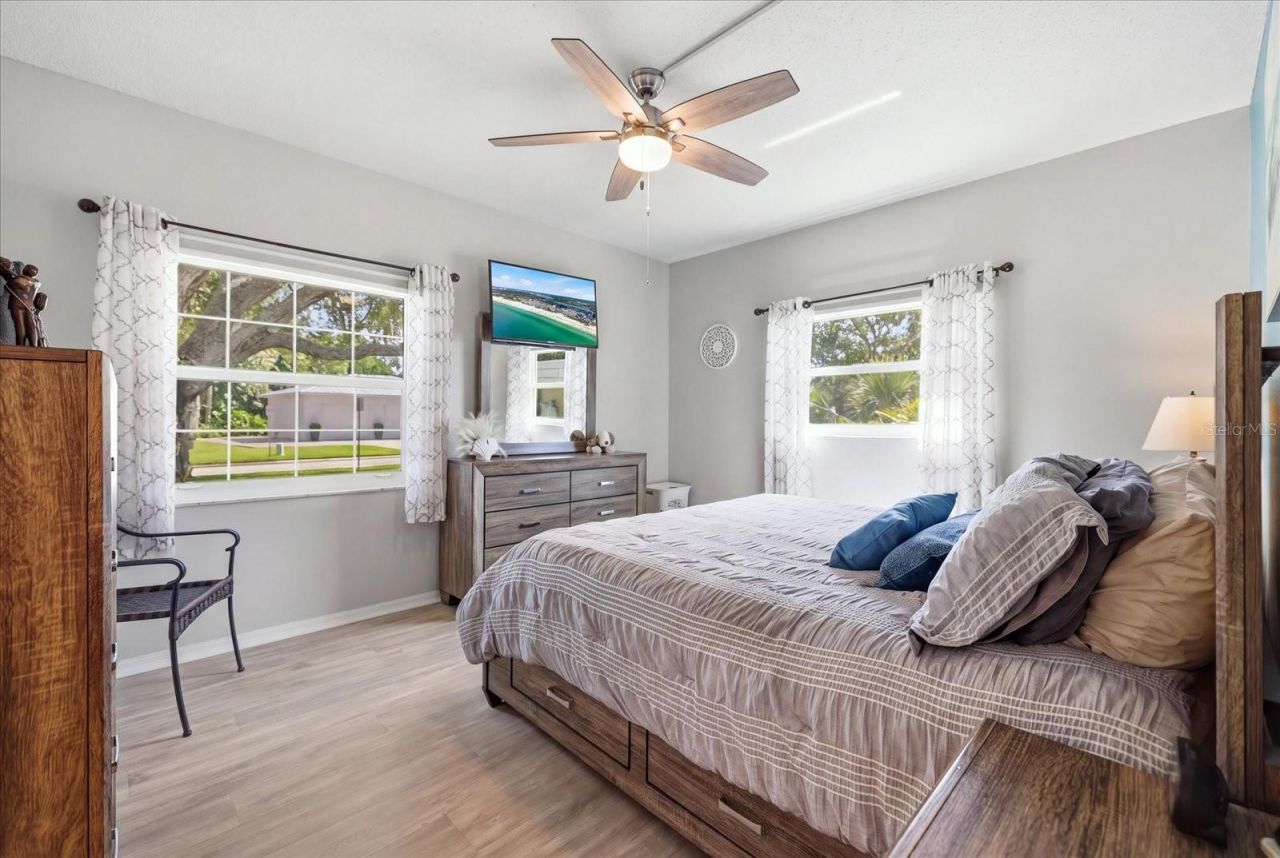 5826 Driftwood Place, Sarasota, FL 34231 Photo