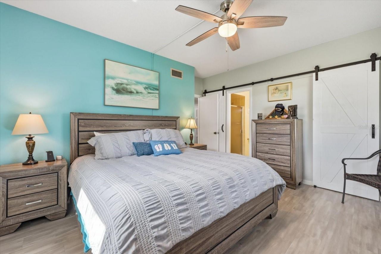 5826 Driftwood Place, Sarasota, FL 34231 Photo