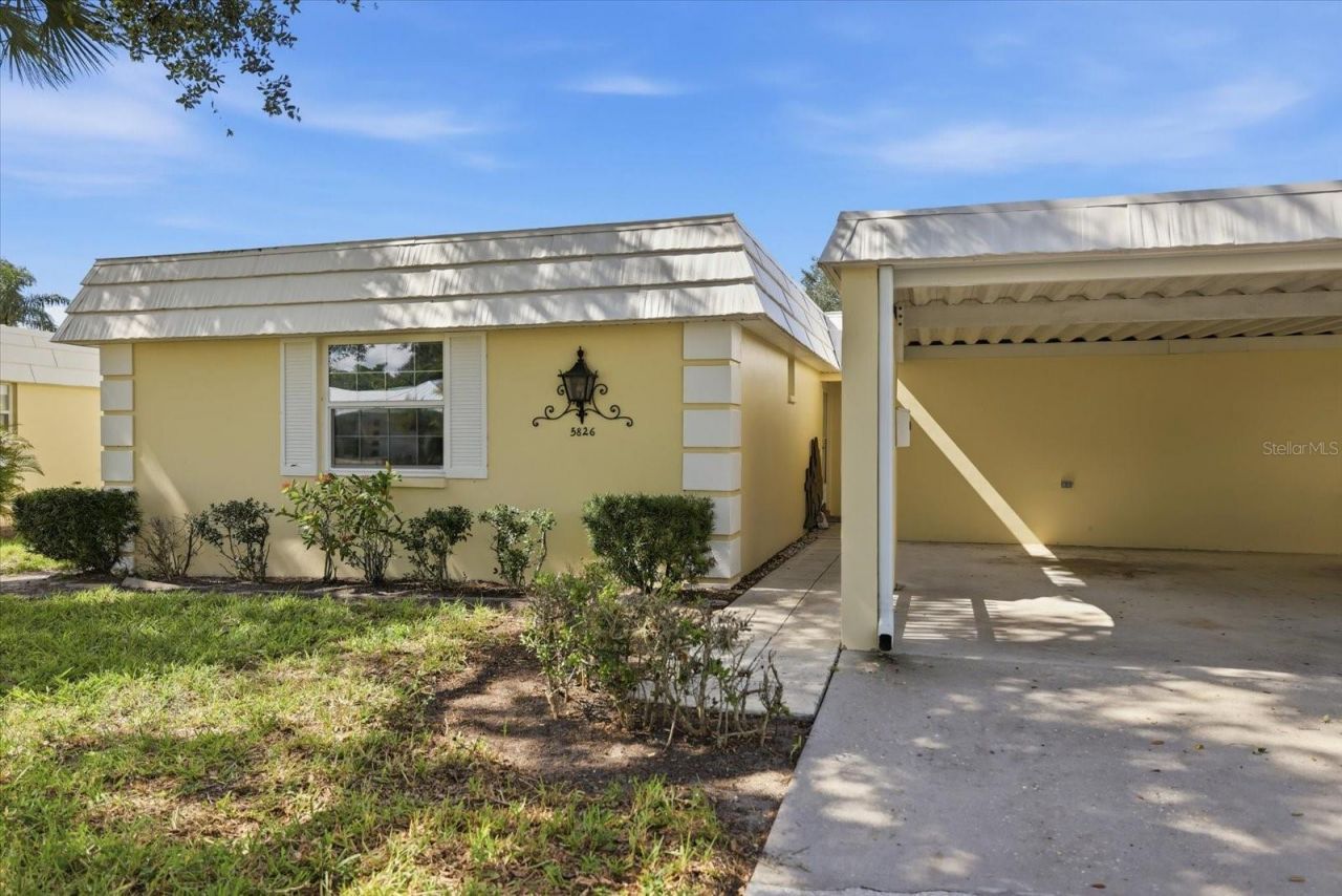 5826 Driftwood Place, Sarasota, FL 34231 Photo