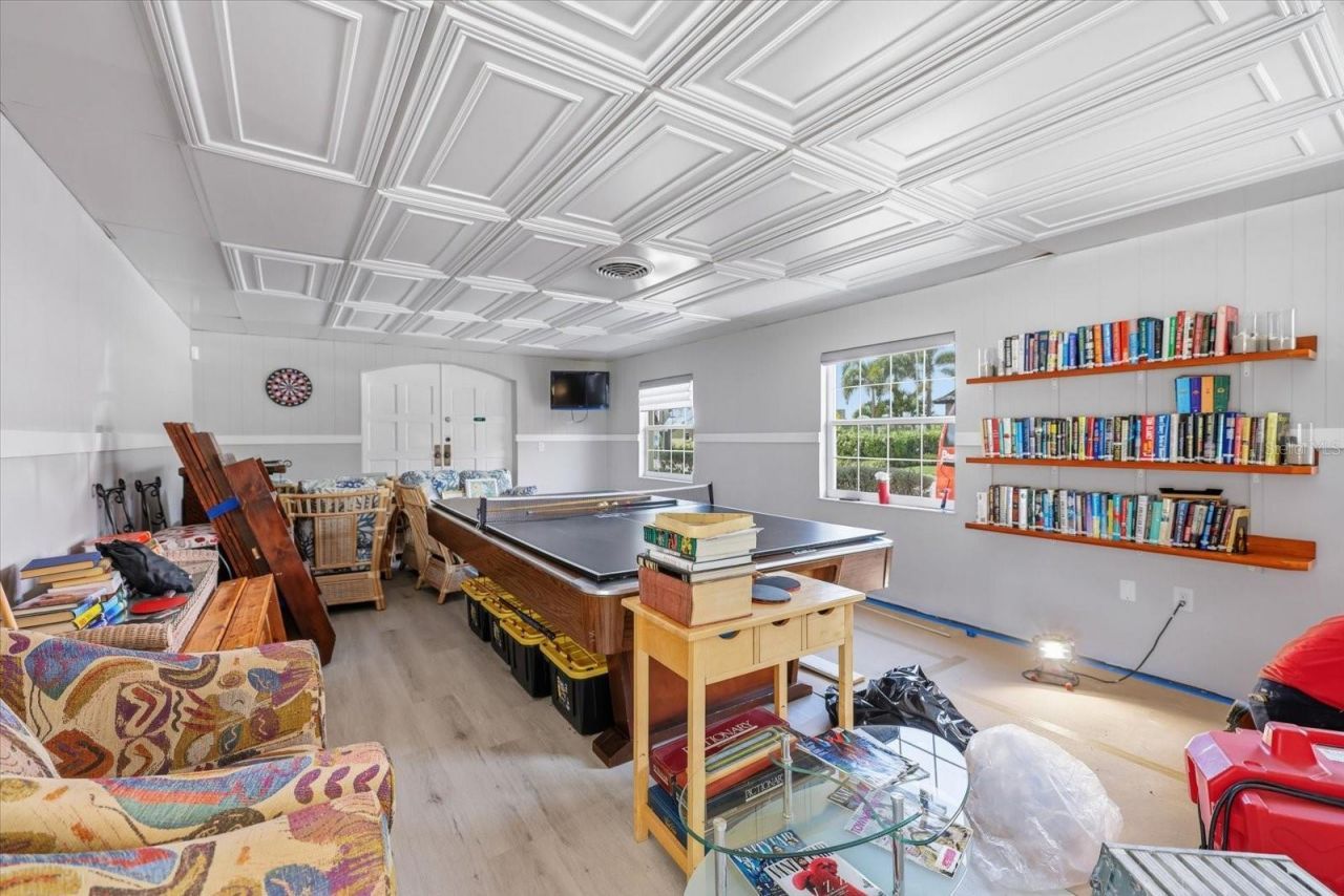 5826 Driftwood Place, Sarasota, FL 34231 Photo