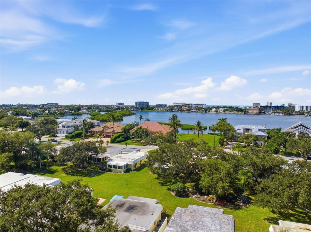 5826 Driftwood Place, Sarasota, FL 34231 Photo