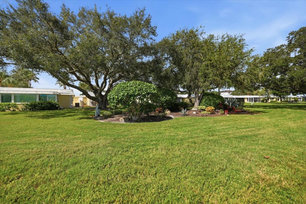 5826 Driftwood Place, Sarasota, FL 34231 Photo