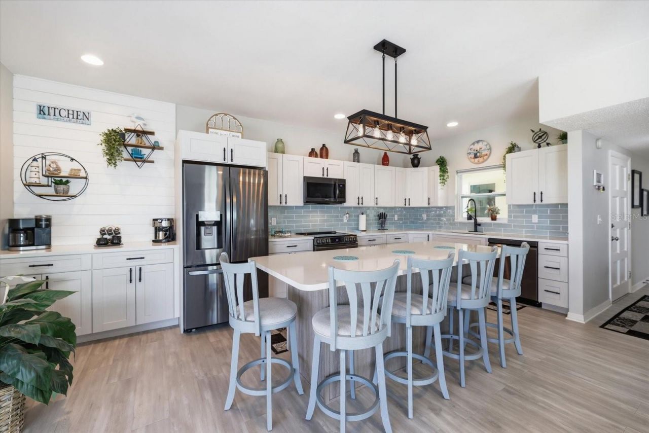 5826 Driftwood Place, Sarasota, FL 34231 Photo