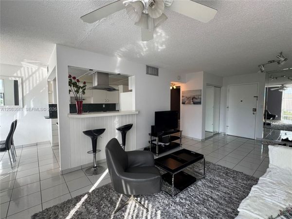 200 172nd St , Unit 522, Sunny Isles Beach, FL 33160