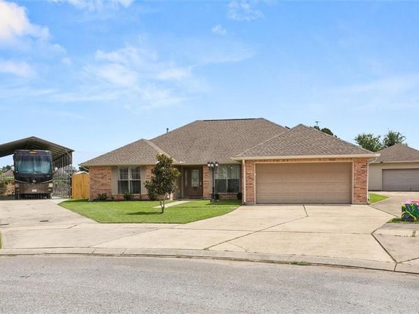 102 UNION Drive, Hahnville, LA 70057