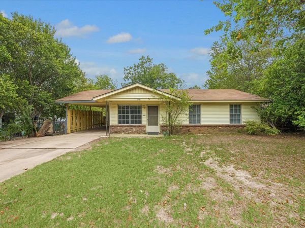 402 Bramble DR, Austin, TX 78745