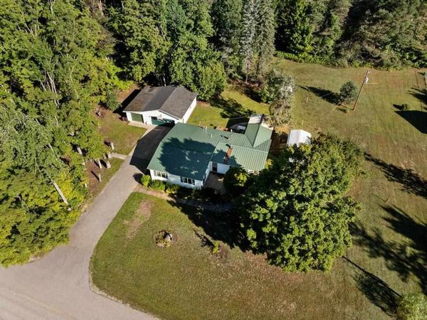 486 Catob Road, Harbor Springs, MI 49740