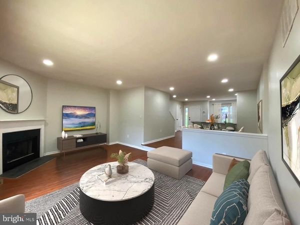 111 KNOLLWOOD COURT, ASTON, PA 19014