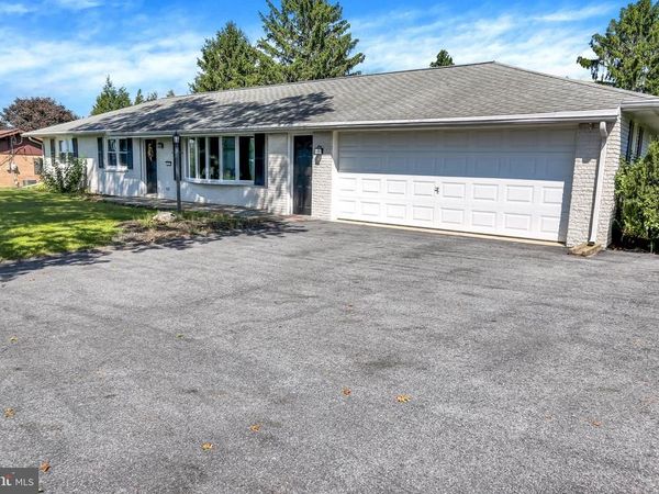 1227 LEBANON ROAD, MANHEIM, PA 17545