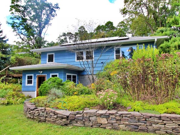 703 Dorset Street, South Burlington, VT 05403