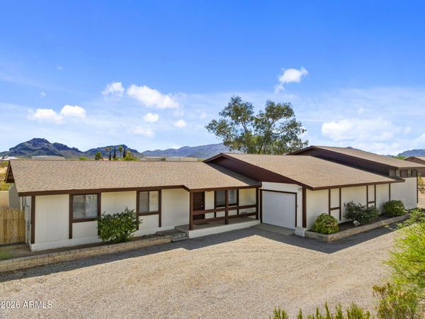 50921 W WILLIAM Road, Aguila, AZ 85320